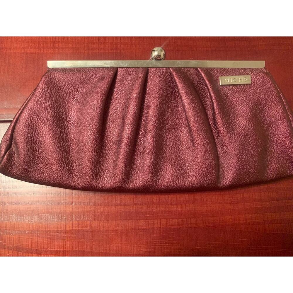 Miche Clutch Metallic Berry with Gold Chain Item# 9710 New